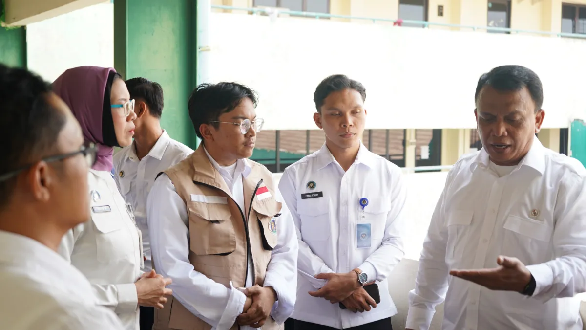 Waka BGN Tinjau MBG di Hari Pertama Sekolah, Tekankan Menu Wajib Mengandung Protein Hewani
