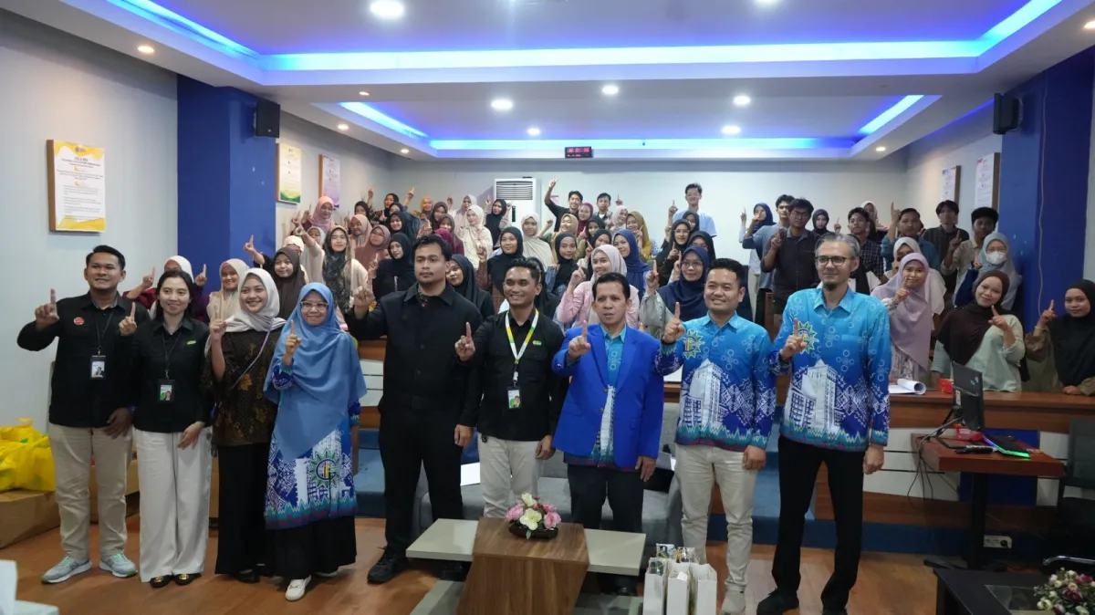 FEB Unismuh Makassar Gelar Edukasi Keuangan Syariah Bersama OJK dan Pegadaian