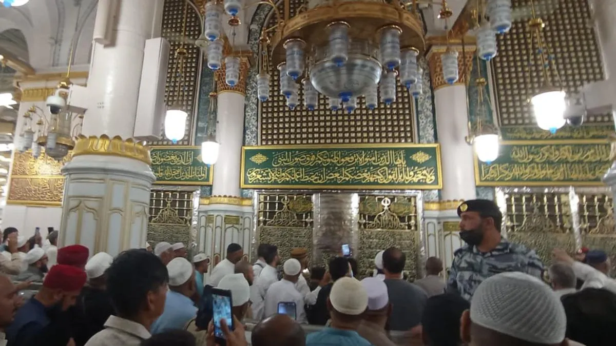 Jemaah Haji Indonesia Wajib Pakai Aplikasi Nusuk untuk Masuk Raudhah di Masjid Nabawi