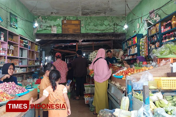 Pertengahan Ramadan, Harga Bumbu Dapur di Pasar Banyuwangi Masih Relatif Stabil