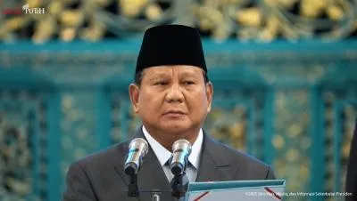 Prabowo Bahas Opsi WFH untuk Tekan Konsumsi BBM di Tengah Risiko Gejolak Ekonomi Global
