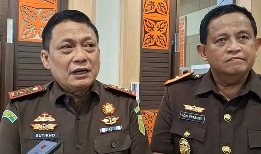 Adhi Prabowo Dilantik sebagai Wakajati Riau, Kajati Soroti Sinergi dan Keterbukaan Informasi