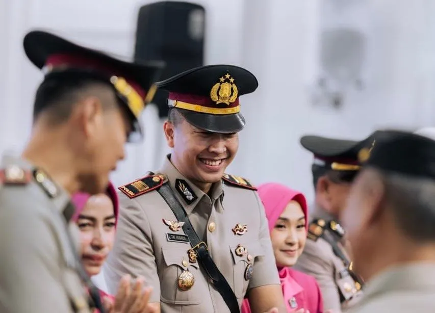 AKP Tri Husada Wahyu Andromeda Ditunjuk Pimpin Polsek Mamajang pada 2026, Berbekal Latar IT hingga Pilot Helikopter Polri