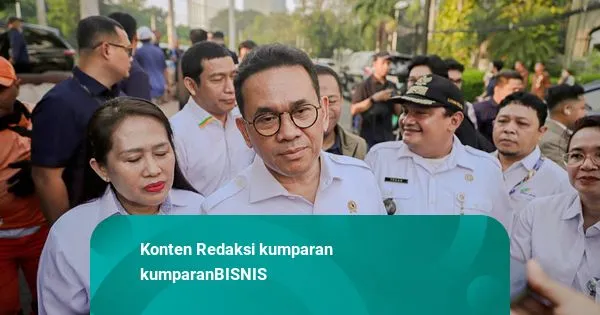 Mendag: Harga Sejumlah Bahan Pokok Turun Saat Dapur MBG Libur, Pasokan Telur dan Ayam Disebut Berlebih