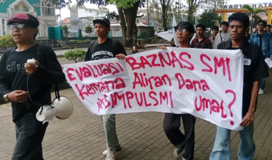SIMPUL Sukabumi Gelar Aksi di Kantor BAZNAS, Pertanyakan Proyek RSB Bebeza dan Transparansi Dana Umat
