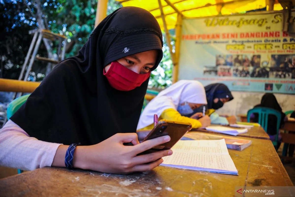 Kemkomdigi Targetkan Tambah 1.000 Titik Kampung Internet pada 2026