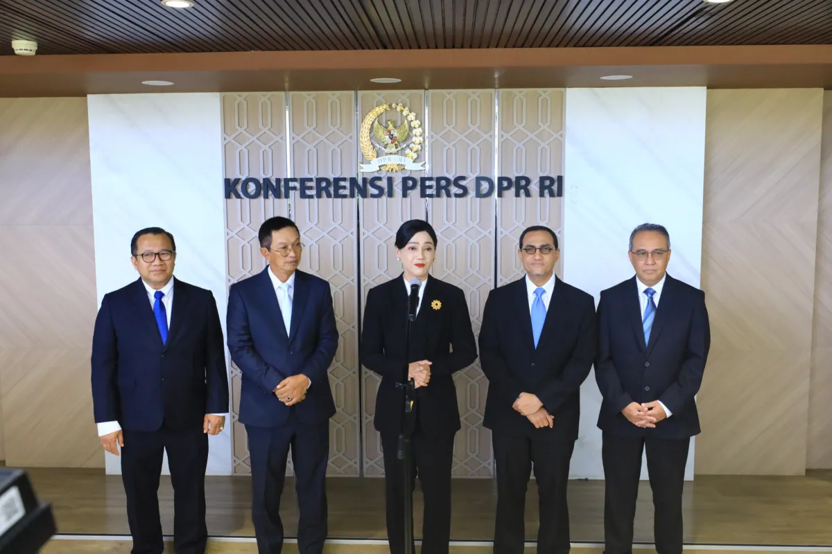 DPR Sahkan Friderica Widyasari Dewi sebagai Ketua OJK Periode 2026–2031