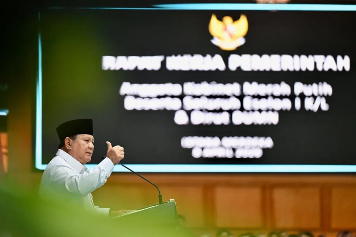 Prabowo Gelar Rapat Kerja Pemerintah, Klaim Indonesia Tetap Stabil di Tengah Ketidakpastian Global