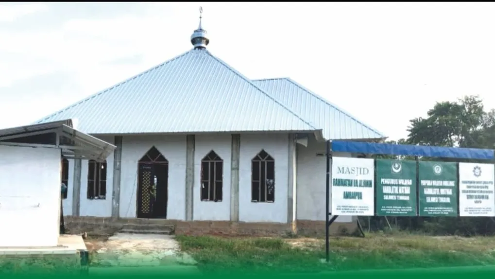 Masjid Rahmatan Lil Alamin di Ambaipua, Sultra, Dibangun oleh Pengusaha Beragama Buddha