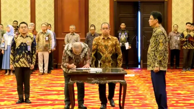 Kemenkeu Rotasi 1.585 Pegawai, Menkeu Purbaya Tekankan Profesionalisme Kelola Keuangan Negara