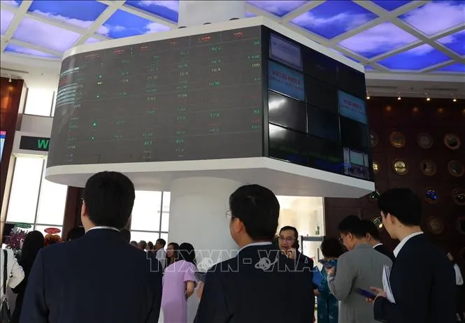 Ketegangan Timur Tengah Picu Sikap Hati-hati di Pasar Saham, Vietnam Terkoreksi karena Sentimen