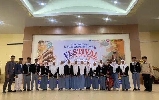 SMA Muhammadiyah Al Mujahidin Raih Enam Penghargaan di FLS3N Gunungkidul 2026