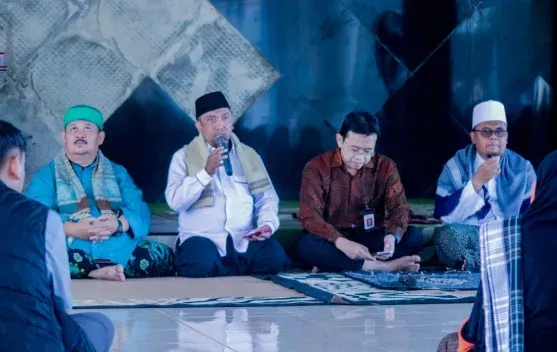 OJK NTB Beri Edukasi Literasi Keuangan bagi Santri di Ponpes Nurul Hikmah Langko Lombok Barat