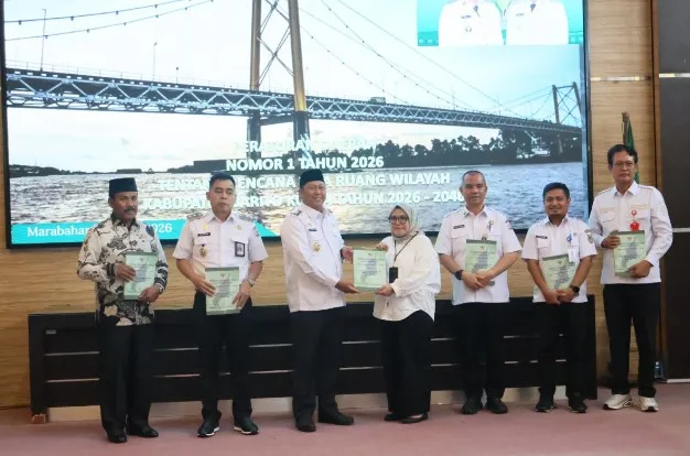 Bupati Barito Kuala Tekankan Perda RTRW untuk Kepastian Hukum Pemanfaatan Ruang