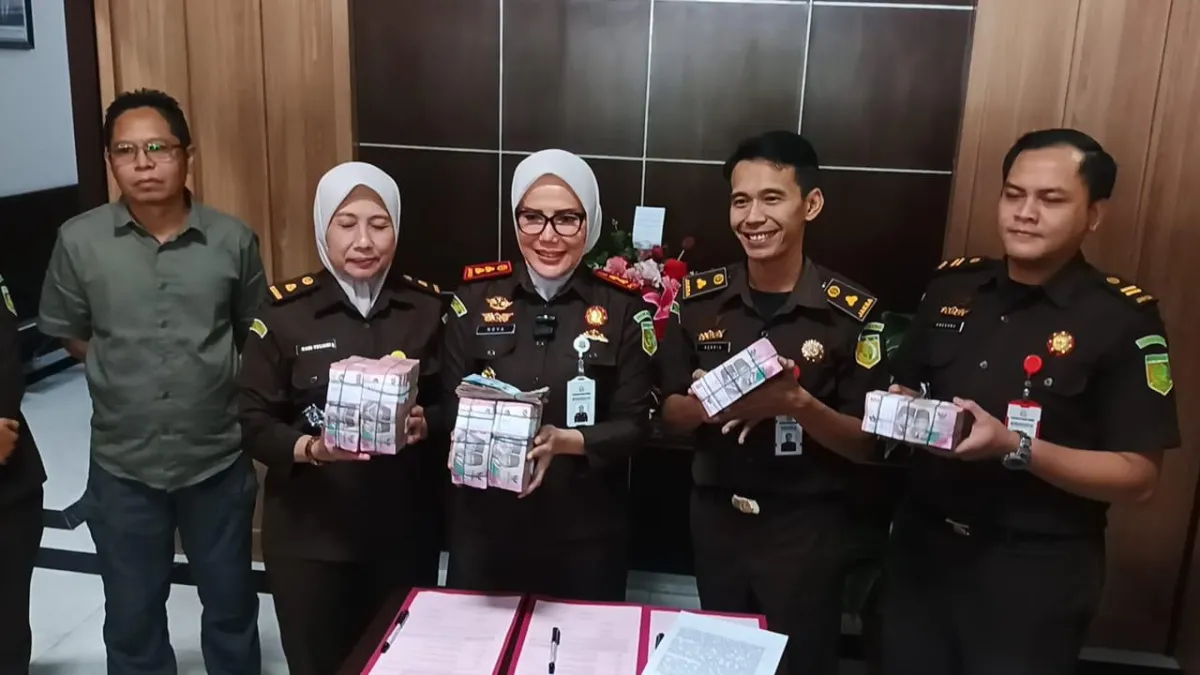 Kejari Ciamis Setor Rp607,4 Juta Uang Pengganti dan Denda Perkara Korupsi ke Kas Negara