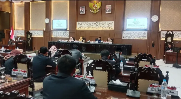 Wali Kota Tidak Hadir, Paripurna DPRD Kota Probolinggo soal LKPJ 2025 Ditunda