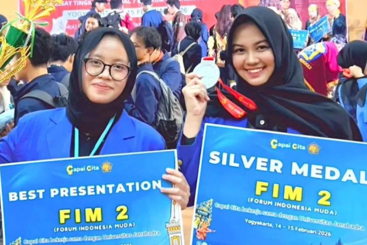 Mahasiswi asal Hulu Sungai Selatan Ukir Prestasi di Lomba Esai Inovasi Nasional di Yogyakarta