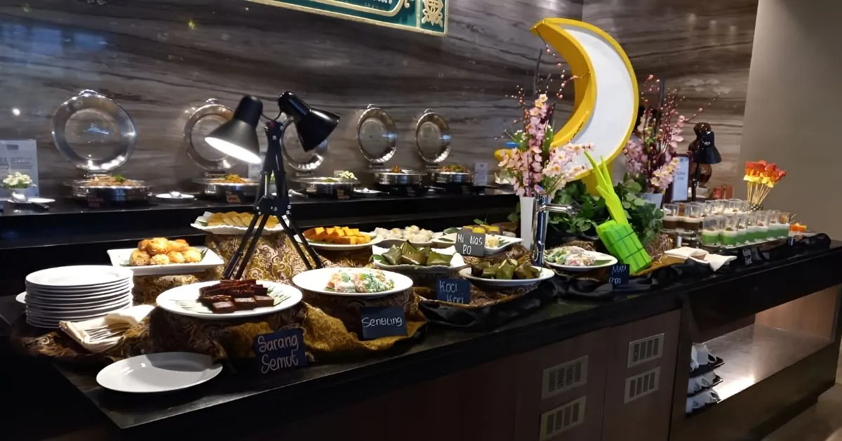 Holiday Inn Express Sajikan Menu Buka Puasa Ramadan Bercita Rasa Jawa