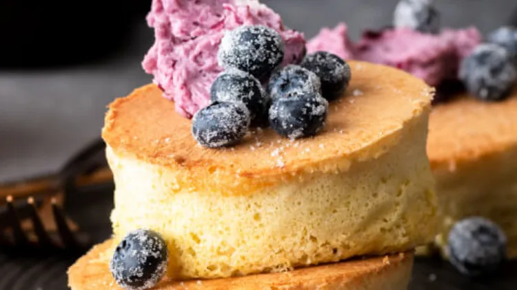 Pasar Lama Tangerang Ramai Kuliner Malam, dari Souffle Pancake hingga Ayam Kepak Bumbu Merah