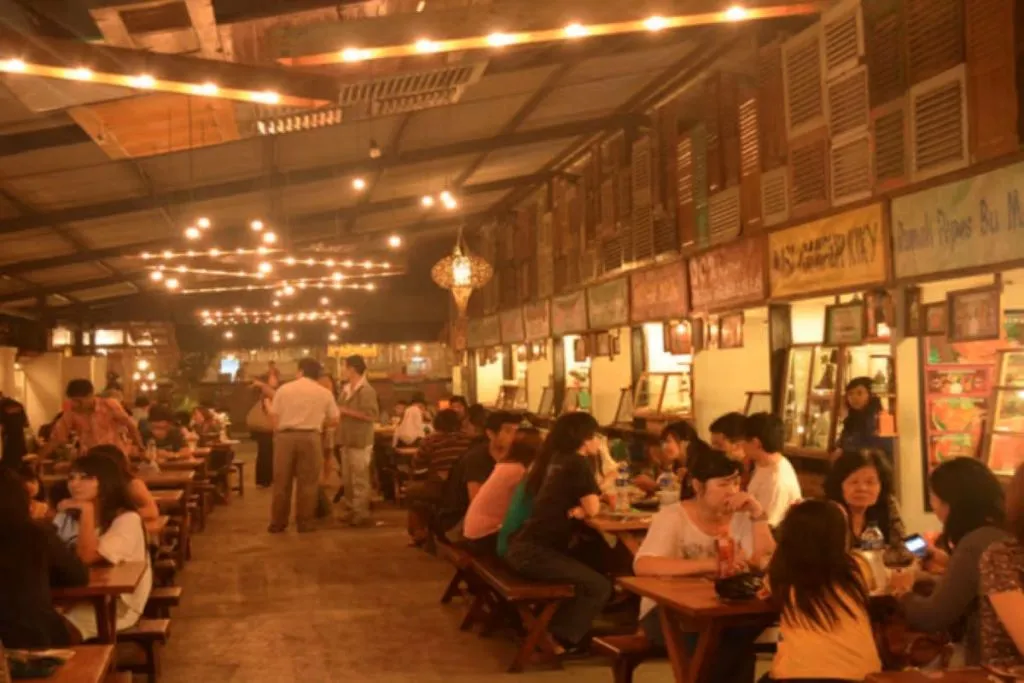 Lima Rekomendasi Kuliner Malam di Bandung yang Bisa Dikunjungi