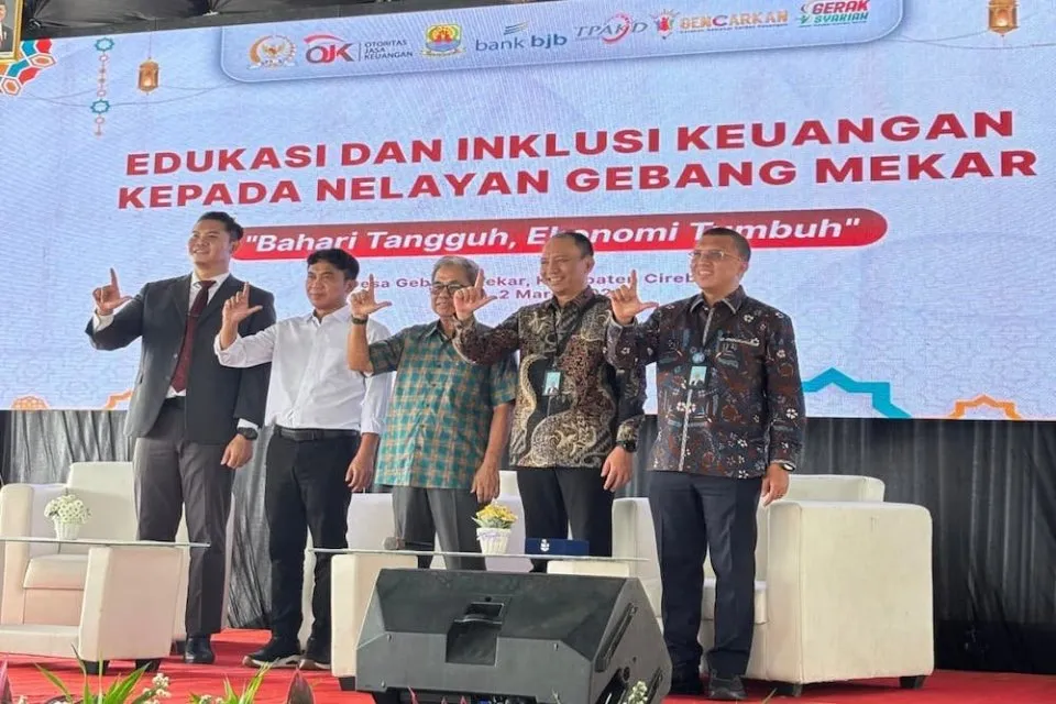 Bank bjb Gelar Edukasi Keuangan untuk Nelayan di Cirebon
