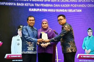 Bupati HSS Luncurkan Aplikasi Care+ Posyandu dan Buka Bimtek Kader di Banjarbaru