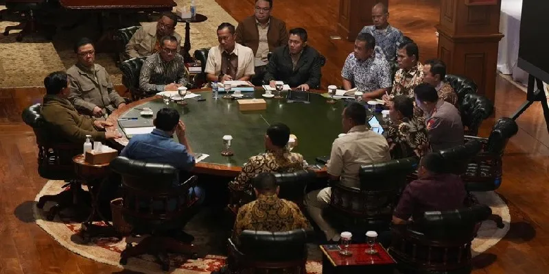 Ratas di Hambalang, Prabowo Bahas Pendidikan, Hilirisasi, dan Stabilitas Keamanan