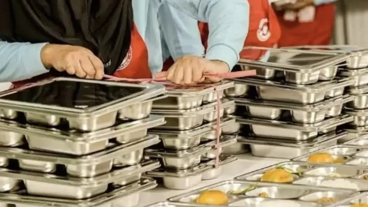 Program Makan Bergizi Gratis Kembali Disalurkan, BGN Minta Menu Protein Hewani Termasuk Daging Tersedia