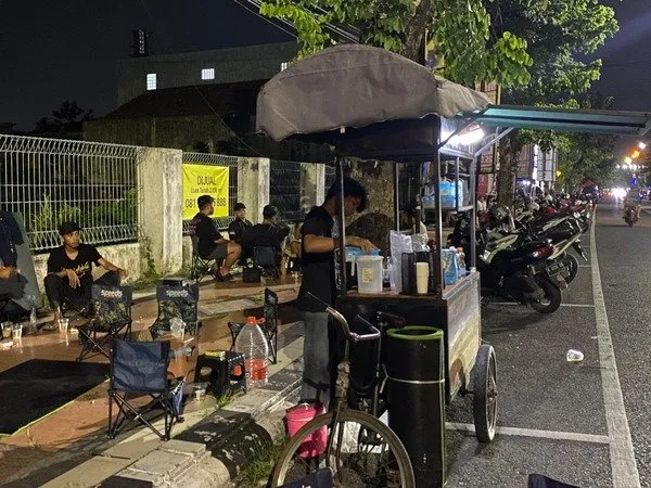 DPRD Kudus Dorong Penertiban Street Coffee Depan Kantor Telkom Usai Viral Dugaan Aktivitas Negatif