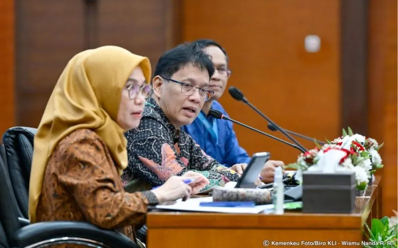 Sidang Debottlenecking ke-5 Bahas Kendala Impor, Sertifikasi SNI, dan Investasi di Batam