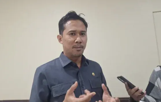 DPRD Surabaya Dorong Percepatan Digitalisasi Parkir untuk Perkuat Transparansi