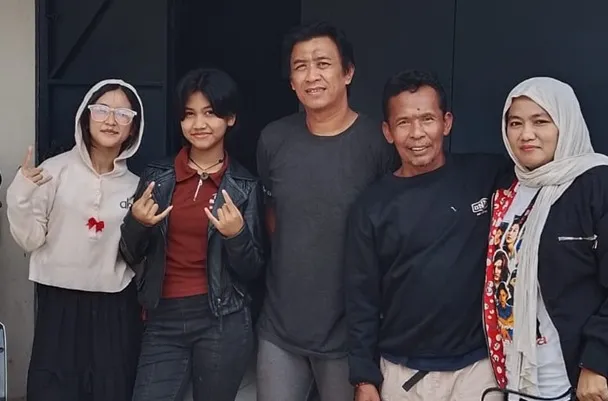 Rara Ardillaya Silaturahmi ke Studio Tri Karya Musikatama Tasikmalaya, Dapat Dukungan dari Mang Oboy
