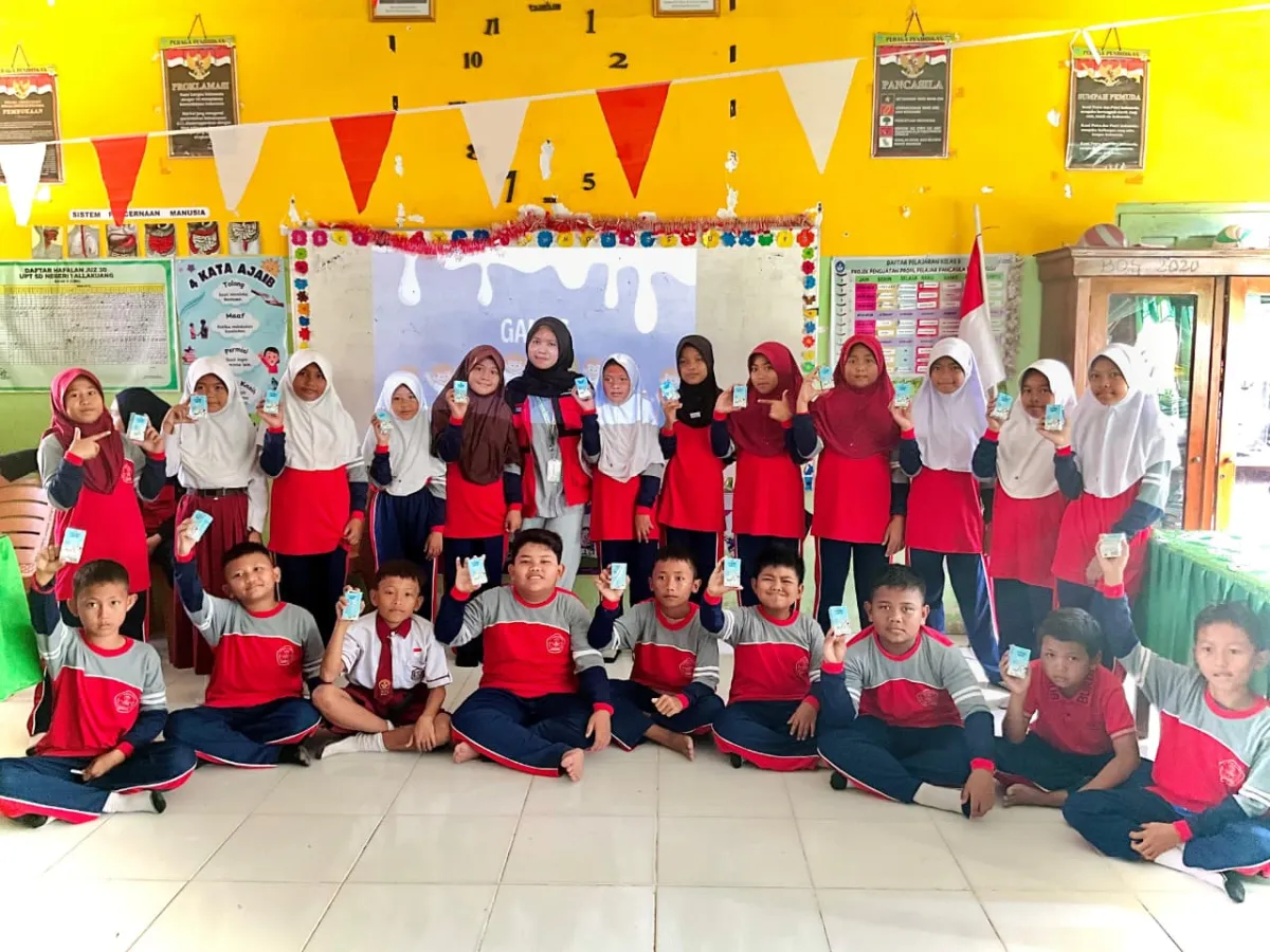 Mahasiswa KKN-T 116 Unhas Gelar Edukasi “Gerakan Minum Susu” di SDN 1 Allakuang