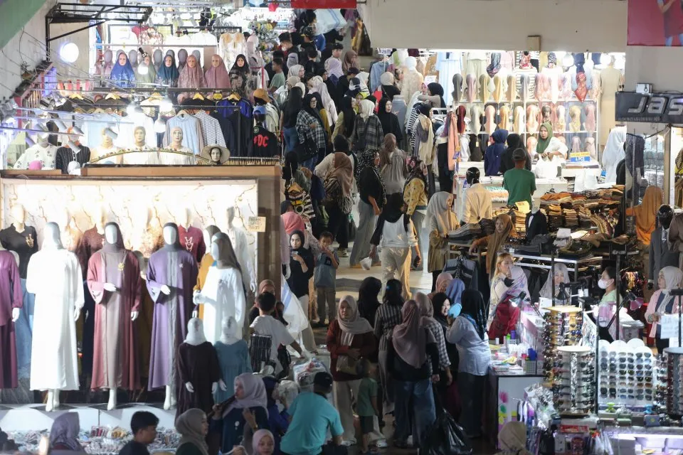 Penyaluran Paylater dan Pinjol Naik Menjelang Ramadan dan Idulfitri