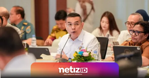 ATR/BPN Nyatakan Dukungan untuk Proyek Giant Sea Wall Pantura, Wamen Ossy Tekankan Sinkronisasi Tata Ruang