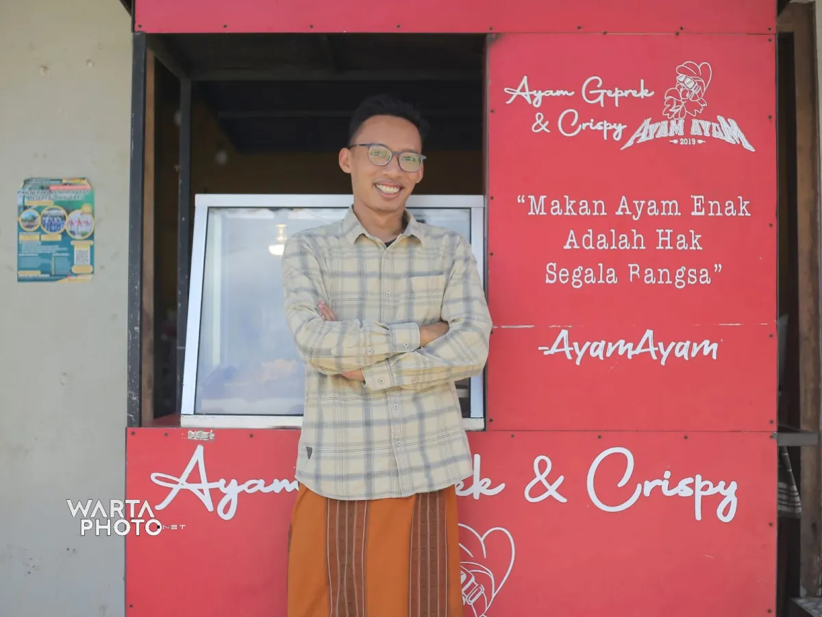 Dari Kedai “Ayam-Ayam”, Pemuda Asal Gembong Pati Bangun Usaha dan Visi Pendidikan Keluarga