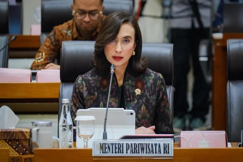 Pemerintah Siapkan Strategi Pariwisata 2026 di Tengah Gejolak Geopolitik dan Kenaikan Biaya Energi