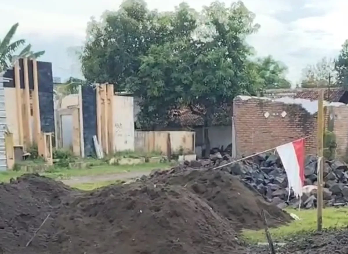 Rencana Pembangunan Unit Usaha Koperasi di Desa Jatibarang Dipersoalkan Warga, Transparansi Jadi Sorotan