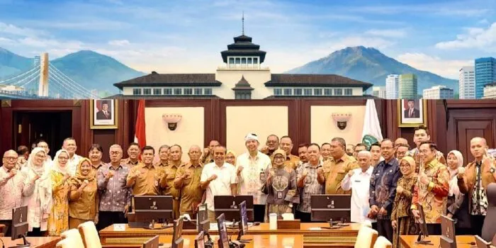 OJK Jawa Barat dan TPAKD Tetapkan Program Kerja 2026 untuk Perluas Akses Keuangan