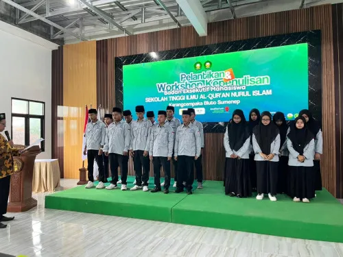 STIQNIS Resmi Lantik Kepengurusan BEM dan UKM Pengembangan Intelektual dan Riset