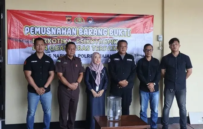 Polres Majalengka Musnahkan 21 Paket Sabu, Penanganan Barang Bukti Disaksikan Kejaksaan dan Pengadilan