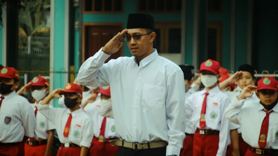 Cek Fakta: DPR Belum Menetapkan Gaji Guru Rp5 Juta per Bulan, Ini yang Sebenarnya Disampaikan Komisi X