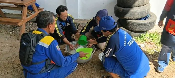 Tujuh Personel Tagana Ciamis Siapkan Ratusan Porsi untuk Program Jumat Berkah Edisi Ketiga