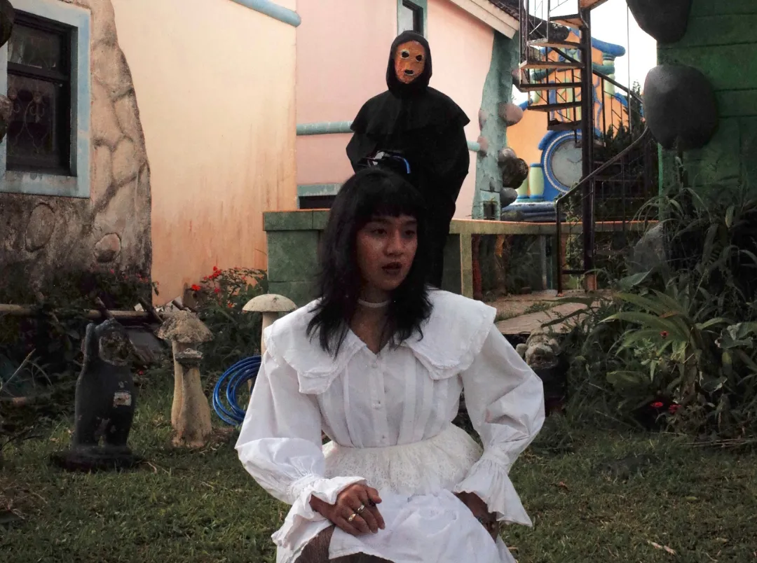 GUNGS Rilis Video Musik “IYAA”, Ceritakan Upaya Lepas dari Hubungan Toksik