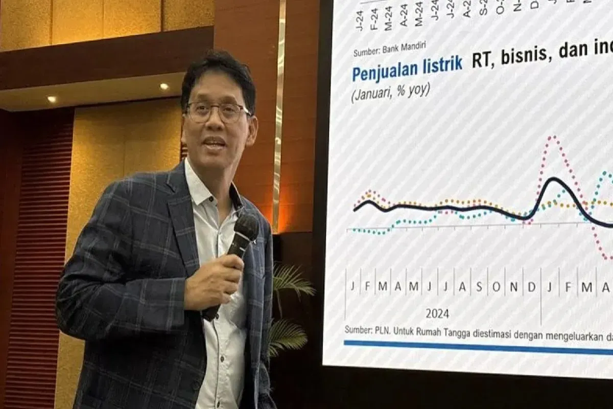 Pemerintah: Belum Ada Rencana Naikkan Harga BBM Subsidi di Tengah Kenaikan Minyak Dunia