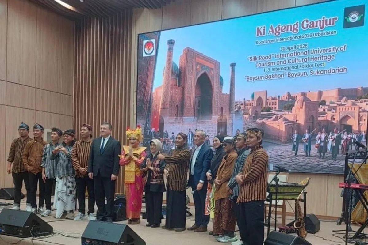 Ki Ageng Ganjur Gelar Konser di Kampus Silk Road International University, Samarkand