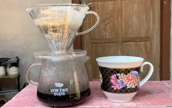 Panduan Seduh Kopi V60 di Rumah: Takaran, Tahapan, dan Waktu Ideal