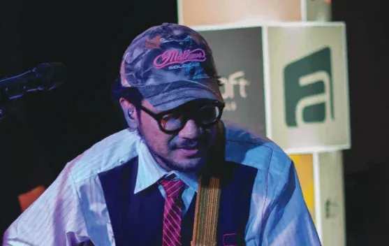 Live At Aloft Amplified Hadirkan Konser Intim, Dekatkan Musisi dan Penonton