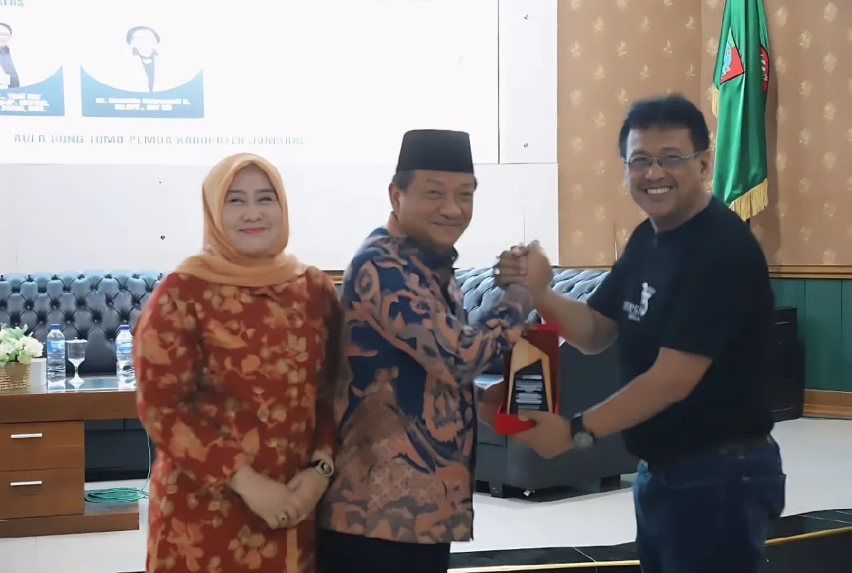 Dokter RSUD Jombang Bagikan Tips Agar Lansia Tetap Produktif, Mandiri, dan Bahagia