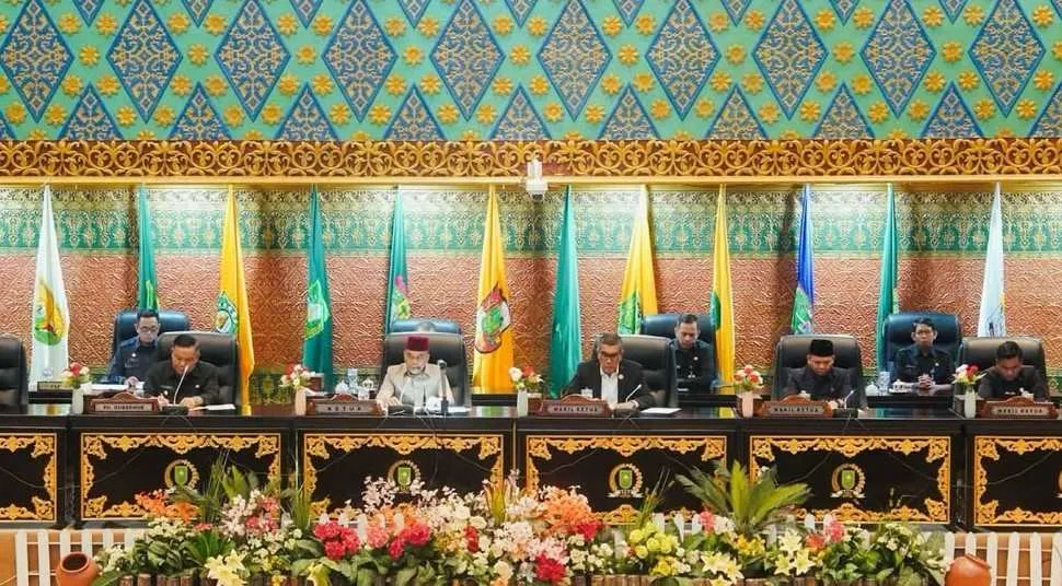 DPRD Riau Setujui Ranperda Penyelenggaraan Perhubungan dalam Rapat Paripurna